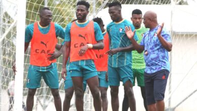 صقور الجديان يكملون تحضيراتهم للسنغال وأبياه يطالب بالتركيز