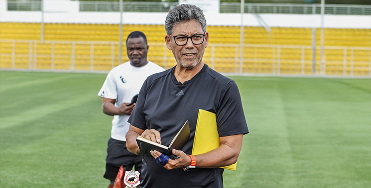 من يكسب الكأس.. الديسكو أم ريكاردو؟!