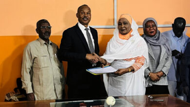 هزار عبدالرسول تسلّم المهام للوزير الجديد