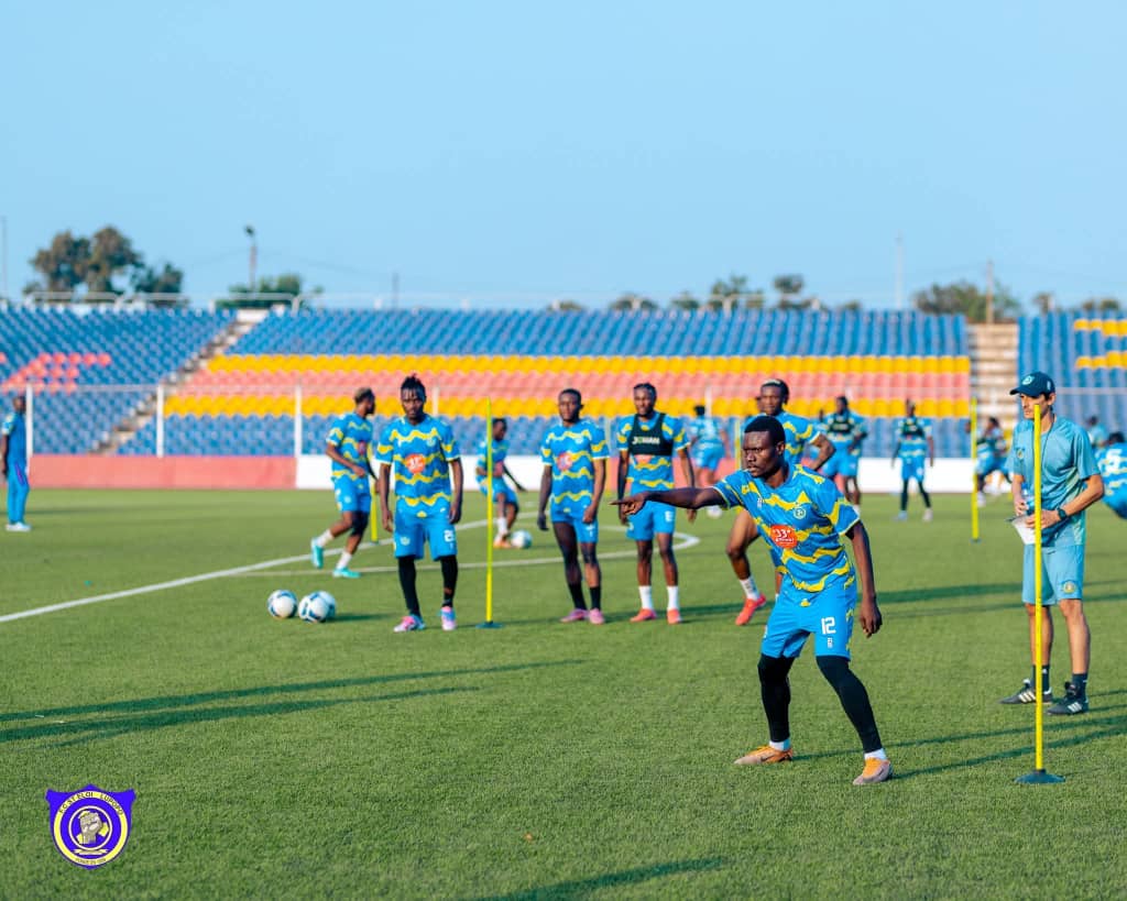 لوبوبو يعود للتدريبات على ملعبه استعدادًا لمواجهة المريخ لوبوبو يعود للتدريبات على ملعبه استعدادًا لمواجهة المريخ