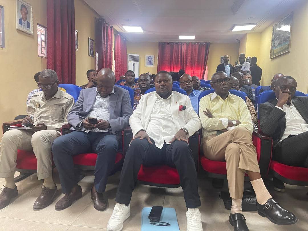 30e8744c 0d93 4390 a6a5 6318c9ecd6df