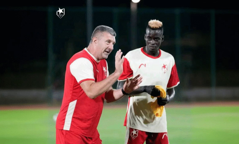 بالصور.. من أرض آخر البطولات...المريخ يواصل التحضيرات