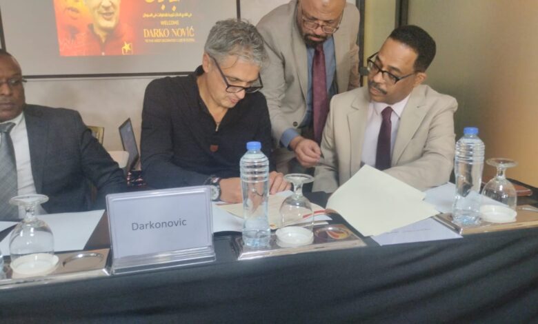 عاجل.. بالصور داركونفيتش يتعاقد مع المريخ رسميًا