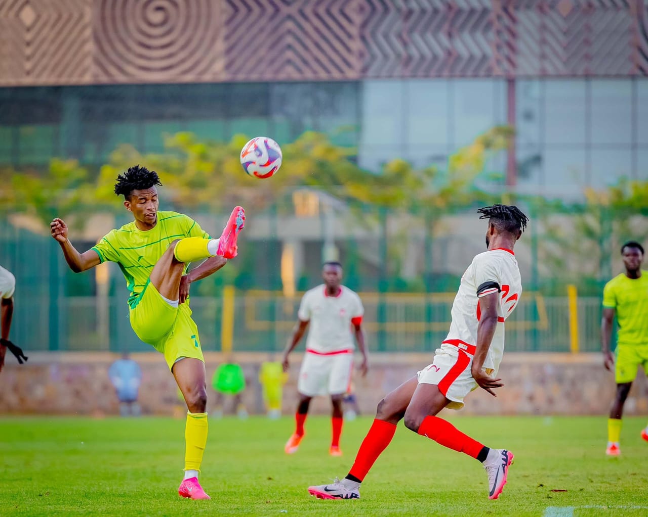 معتصم خالد: دوافع لاعبي المريخ والأهلي حافز مهم إفريقيًا معتصم خالد: دوافع لاعبي المريخ والأهلي حافز مهم إفريقيًا