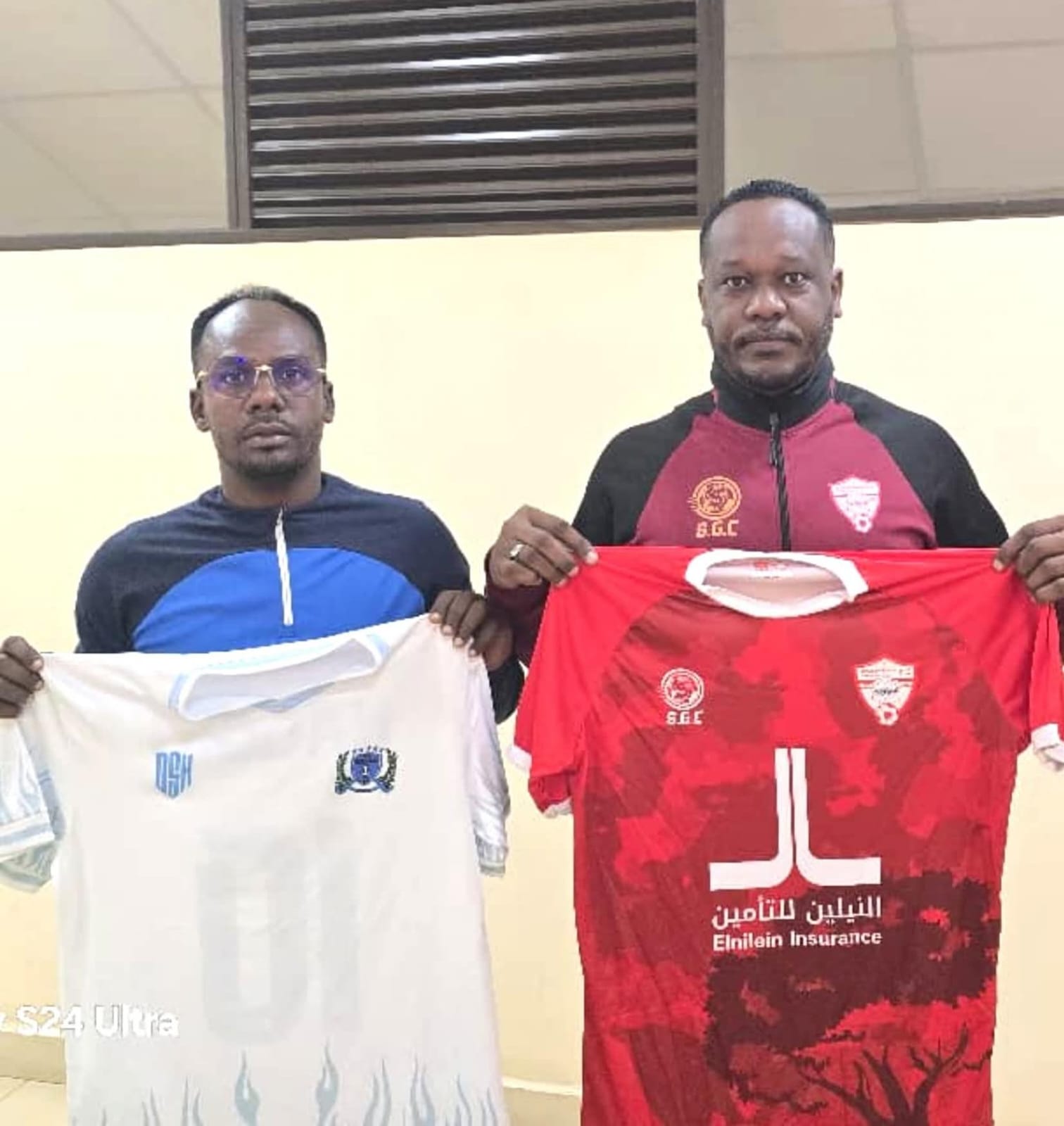 انعقد اليوم الاجتماع الفني لمباراة الزمالة أم روابة وديكيداها الصومالي في نيروبي، حيث تقرر أن يرتدي الزمالة الزي الأحمر الكامل فيما سيظهر ديكيداها بالزي السماوي، على أن تنطلق المباراة غدًا في الرابعة عصرًا بتوقيت نيروبي. يواجه ديكيداها عصر الغد.. الزمالة بالأحمر الكامل