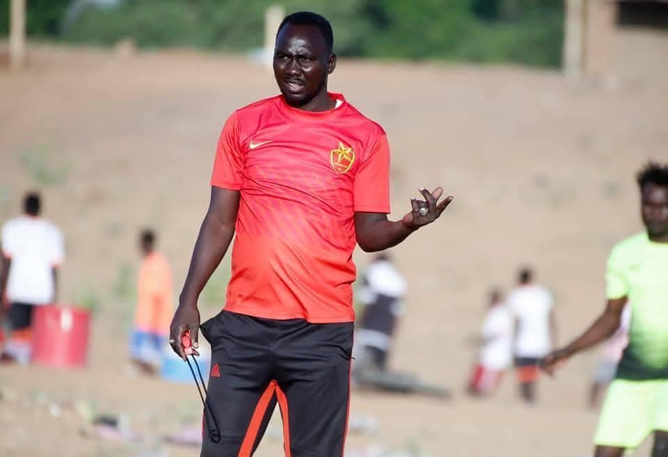 عنتر: مباراة لوبوبو صعبة وتتطلب التزامًا تكتيكيًا 3 عنتر: مباراة لوبوبو صعبة وتتطلب التزامًا تكتيكيًا