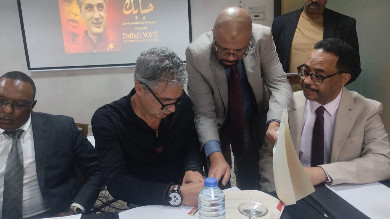 عاجل.. بالصور داركونفيتش يتعاقد مع المريخ رسميًا لعامين 5 e75e7a4d e20d 4fba 809e 0b28e7c4bd59