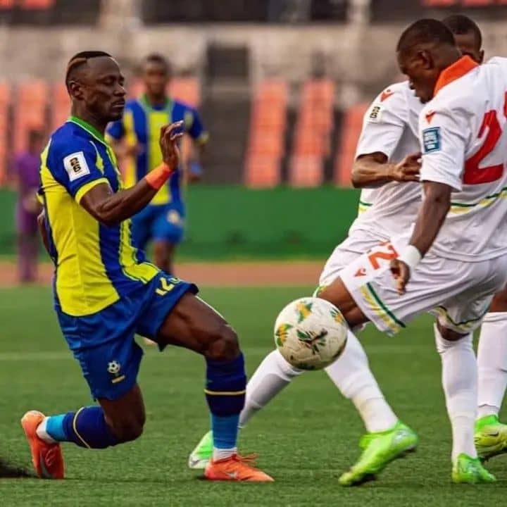 f846b10c 1903 47fb bd47 41dc669eb601