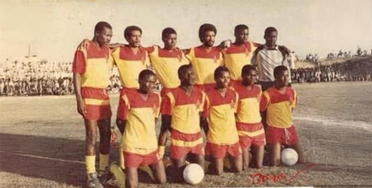 "في وداع الراحل محمد إلياس: نجوم المريخ يعددون مآثر الرمز الكبير"