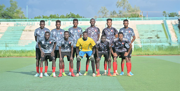 انعقد اليوم الاجتماع الفني لمباراة الزمالة أم روابة وديكيداها الصومالي في نيروبي، حيث تقرر أن يرتدي الزمالة الزي الأحمر الكامل فيما سيظهر ديكيداها بالزي السماوي، على أن تنطلق المباراة غدًا في الرابعة عصرًا بتوقيت نيروبي.