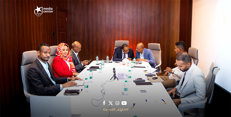 أصدر نادي المريخ بيانًا رسميًا أوضح فيه موقفه من قضية الزي، مؤكدًا التزامه باللوائح وحفاظه على هوية النادي. ويأتي هذا البيان لقطع الطريق أمام الشائعات وتوضيح