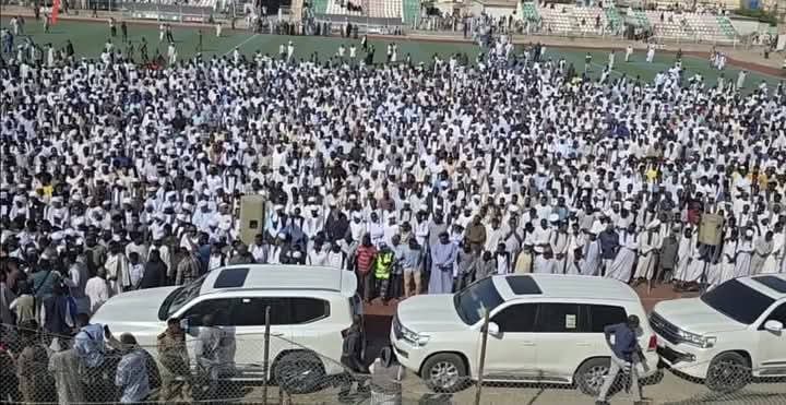 تشييع مهيب لرئيس الوزراء الأسبق 1 3 1