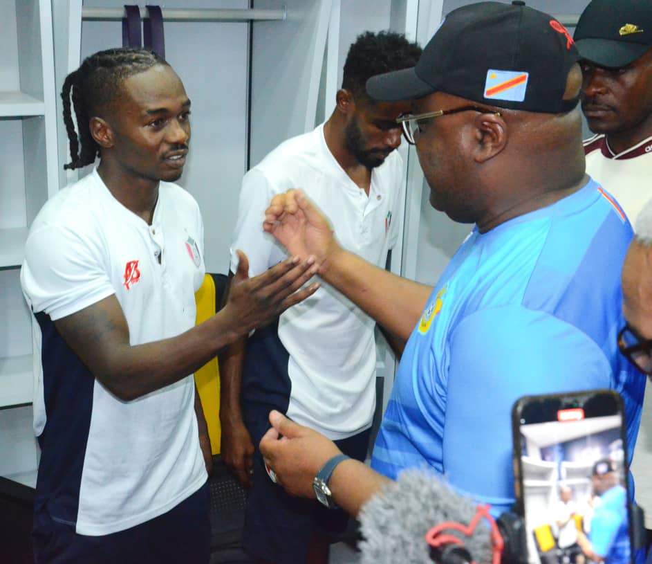 بالصور .. رئيس الكونغو في زيارة "صقور الجديان" 2 9ca7dd83 be73 49cd 9eb4 9979ad1d5123