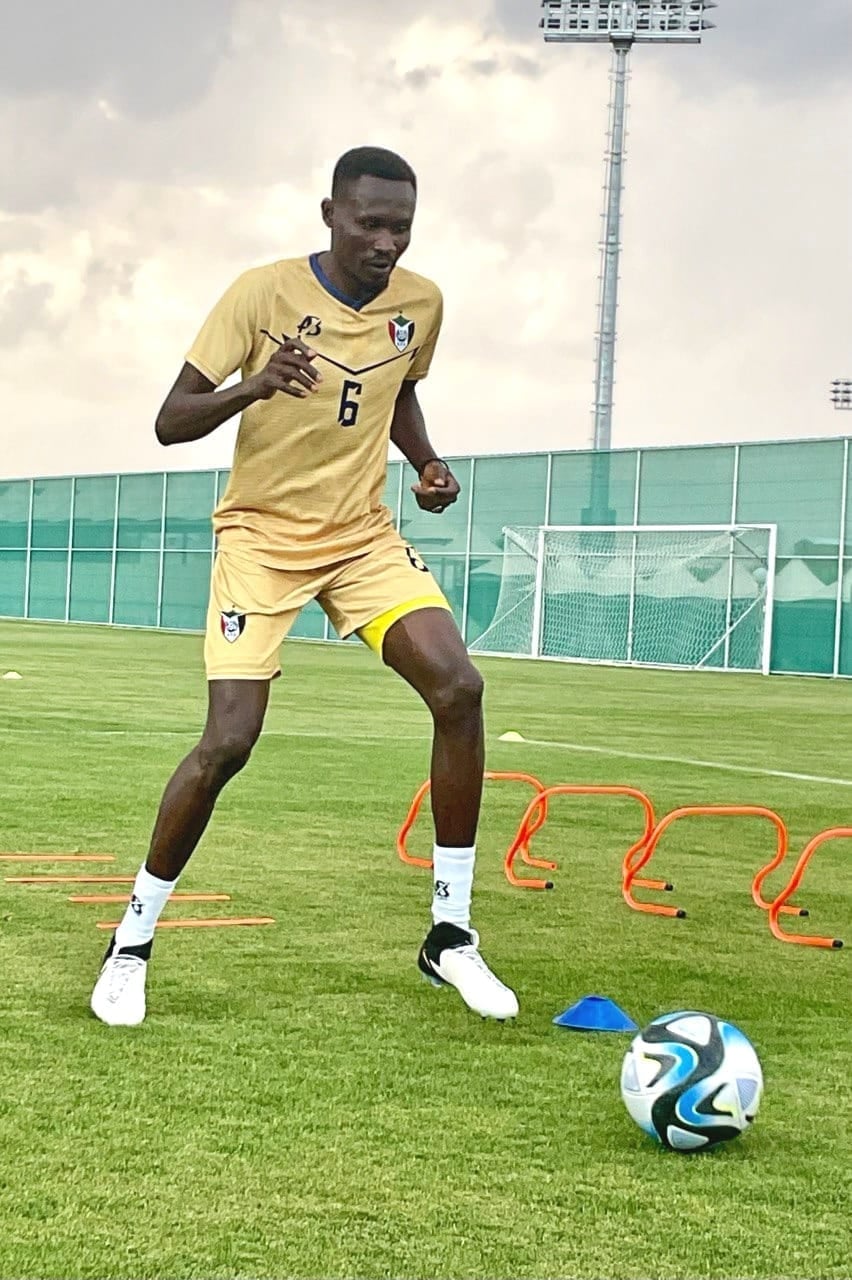 الصّفوة يكشف سبب إبعاد كرشوم وبوغبا عن صقور الجديان 2 صورة واتساب بتاريخ 1447 04 19 في 17.57.11 418087a9