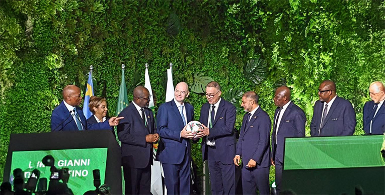 أشاد بالكرة الإفريقية.. رئيس الكاف: اجعلوا أصواتكم مسموعة