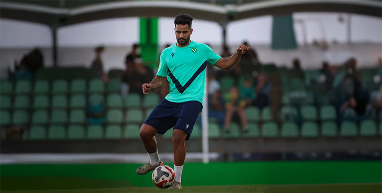 بملعبهم التاريخي الفحامة يعودون للتدريبات قبل مواجهة المريخ