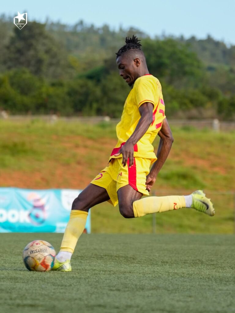 تعديلات في تشكيلة المريخ اليوم 2 IMG 20251130 WA0023