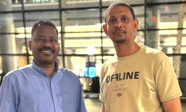 حلفا يصل قطر لقيادة بعثة صقور الجديان 1 Untitled