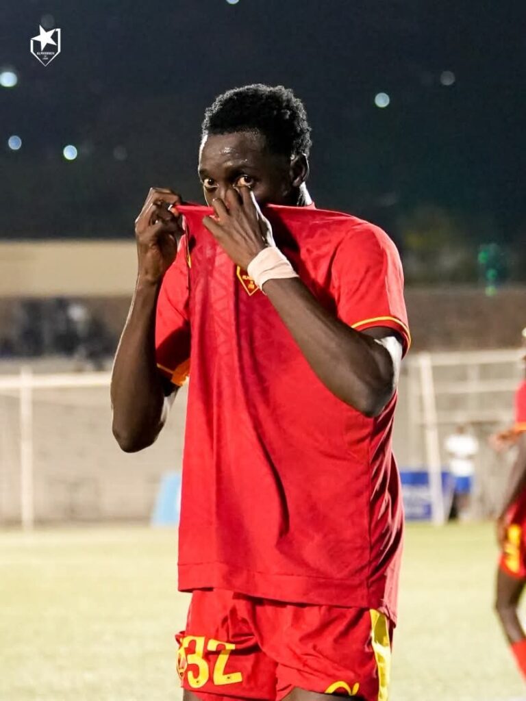 أسد.. مهاجم ناجع يحتاج للترويض 2 WhatsApp Image 2025 11 25 at 8.26.29 AM