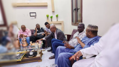 المريخ يقدم واجب العزاء للإخلاص