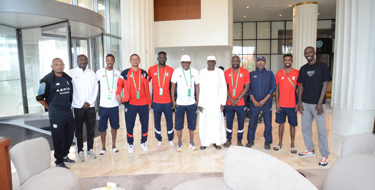 قدامى صقور الجديان يؤازرون المنتخب 4 الصفوة هيدر 2 7