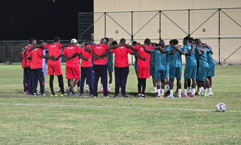 منتخبنا يواصل تحضيراته في مسقط ويصحح أخطاء مواجهة عُمان 1 صورة واتساب بتاريخ 1447 05 25 في 18.00.44 02f9a9cd