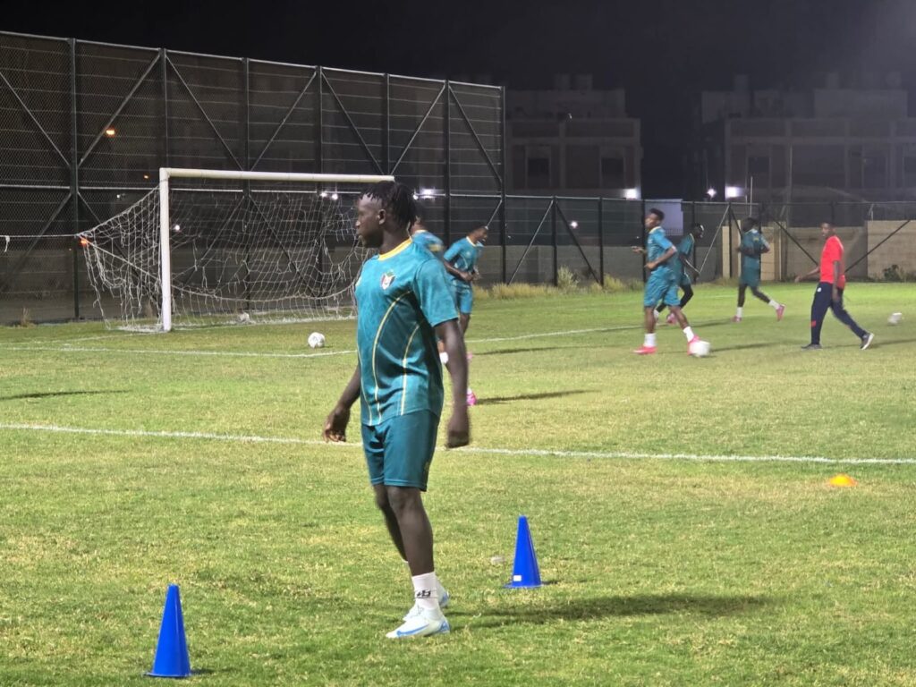 منتخبنا يواصل تحضيراته في مسقط ويصحح أخطاء مواجهة عُمان 3 صورة واتساب بتاريخ 1447 05 25 في 18.00.52 c511d8df