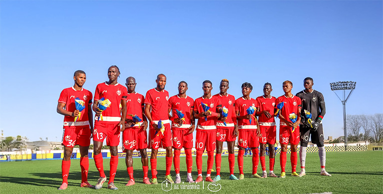 مبيمبا: العمل الجاد والإصرار طريق النجاح 1 هيدر 3 1 4