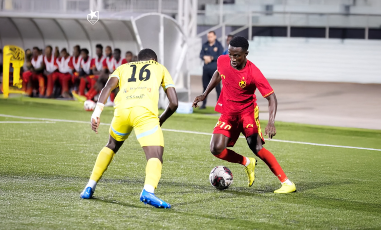 والكوت يستفيد من الفرصة .. وتقلص القائمة الوطنية 1 1765781282968 Firefly 20251215084802 1.png 1