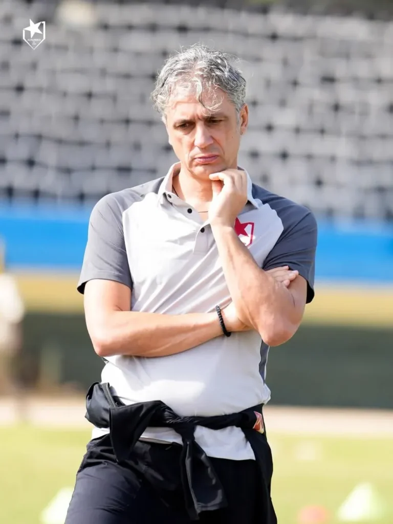 مرموش يضبط زمن القفز للمقدمة 4 مدرب المريخ يشرف على تمارين لياقة بدنية قبل مباراة إيتنسيليس