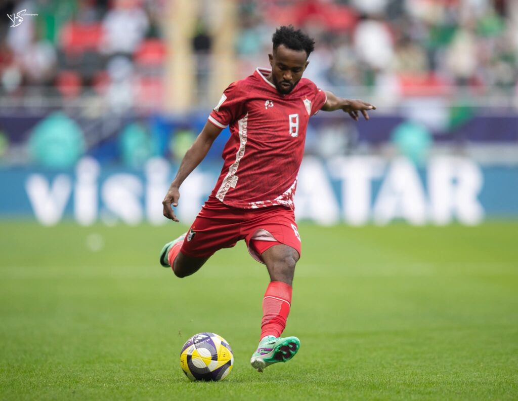 صقور الجديان امام البحرين للتشبث بالامل 3 IMG 20251209 WA0020