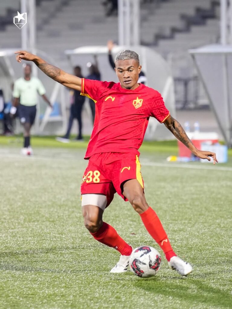 المريخ.. تطور مستمر.. وخط الوسط مركز القوة 2 IMG 20251211 WA0043