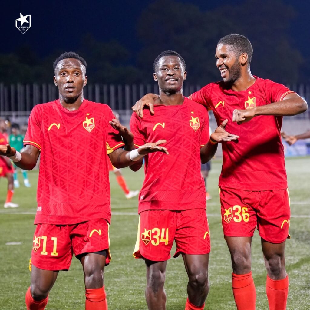 داركونوفيتش..يعيد الثقة للاعبين..والصفوة مبسوطين 2 IMG 20251211 WA0047