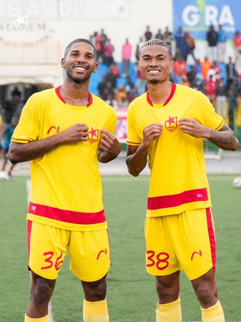 أصفر خطر.. تحدى الظروف وفاز تحت المطر 2 IMG 20251218 WA0006