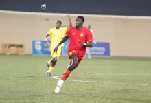 وصول محمد تية أسد ولاعبي منتخب السودان إلى معسكر صقور الجديان في الدوحة