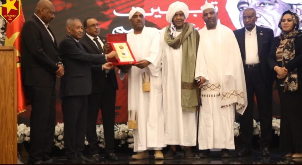 بالصور ..تأبين ود الياس حدث تأريخي ..جمع كل الناس 5 WhatsApp Image 2025 12 02 at 11.01.24 AM