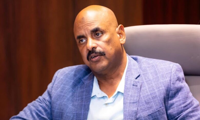 أبوشامة يزور القلعة الحمراء ويعد بإعادتها لسابق عهدها 1 WhatsApp Image 2025 12 10 at 4.51.56 PM