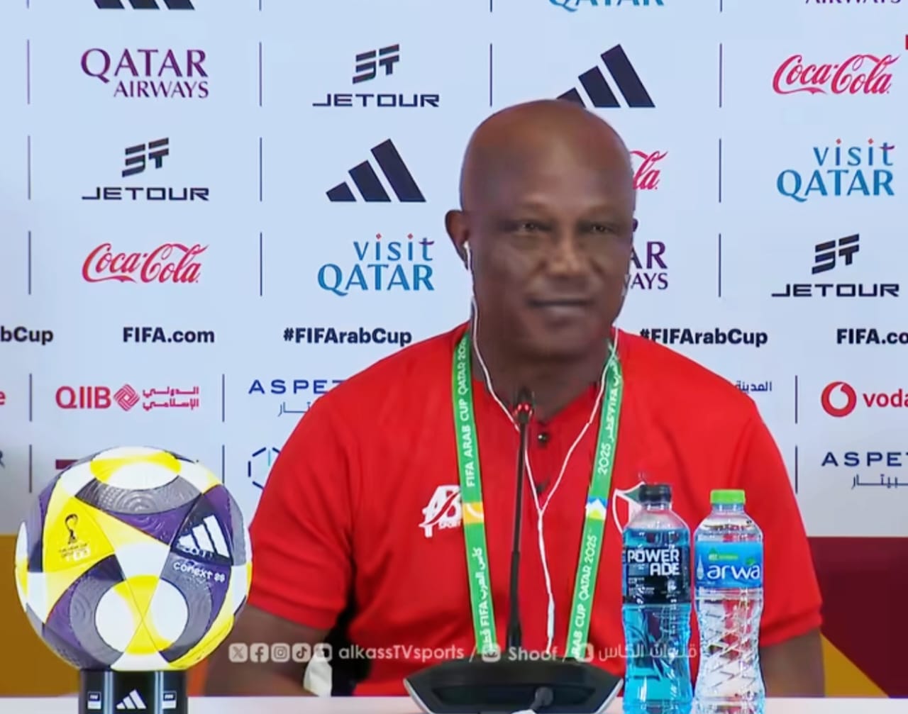 الصّفوة يؤكد .. أبياه وإدارة صقور الجديان تواصلوا مع القائد 2 الصّفوة يؤكد .. أبياه وإدارة صقور الجديان تواصلوا مع القائد