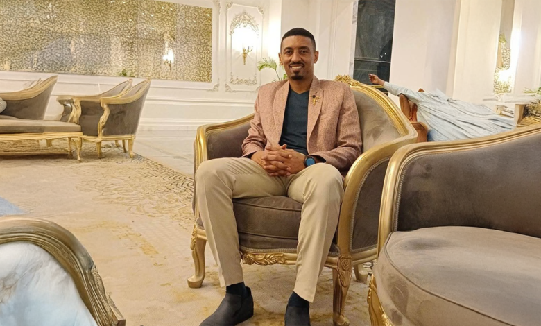 علي جعفر.. القدوة والسلوك الاحترافي.. ومسؤولية التسيير!! 1 freepik expand 72231 1