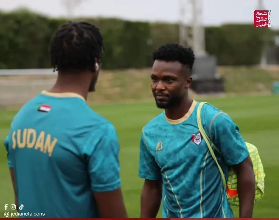 لاعبو المنتخب السوداني خلال تدريبات المعسكر الإعدادي في الدوحة استعدادًا لكأس الأمم الأفريقية 2025