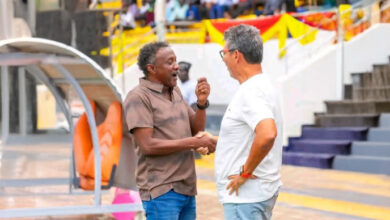 إبراهومة يتحدى الجاموس في قمة الجنوب 5 إبراهومة يتحدى الجاموس في قمة الجنوب