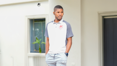 فينو هاسينا في الراحة امام موهانغا