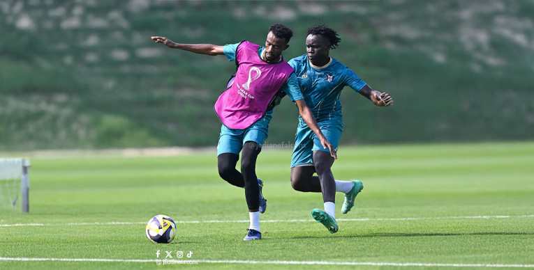 بالفيديو.. منتخبنا يؤدي الحصة التدريبية الرئيسية بملعب جامعة قطر استعدادًا للقاء الجزائر 1 الصفوة هيدر 4