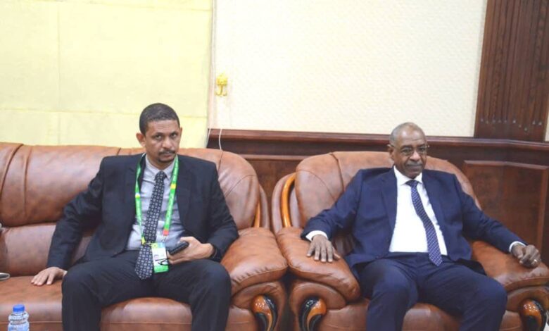 جعفر يزور السفارة بالدوحة ويطالب باستمرار المساندة 1 صورة واتساب بتاريخ 1447 06 10 في 18.54.09 4a1964a0