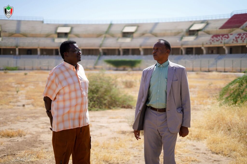 لجنة تأهيل الملاعب والاستادات بالخرطوم تواصل الاجتماعات 2 IMG 20251228 WA0007