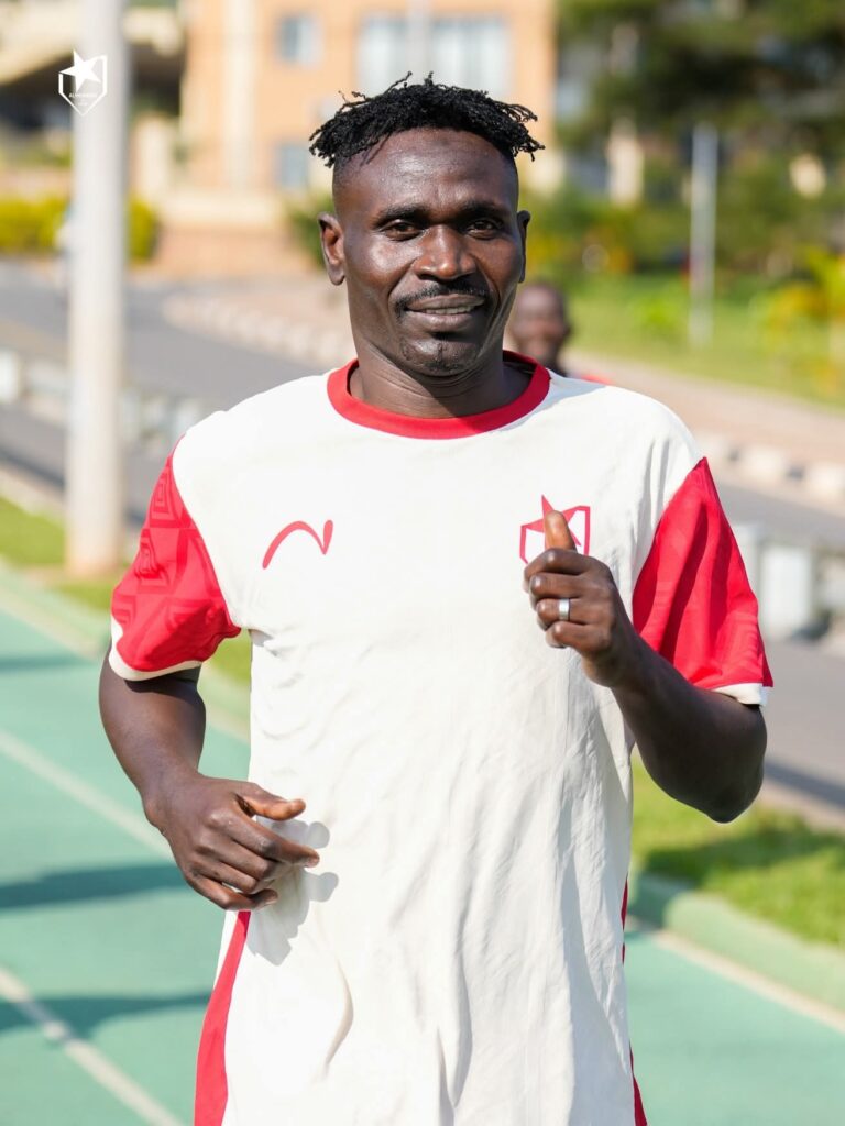 يتقدمه داركونوفيتش المريخ يرفع الجاهزية باللياقة البدنية 2 IMG 20260102 WA0037