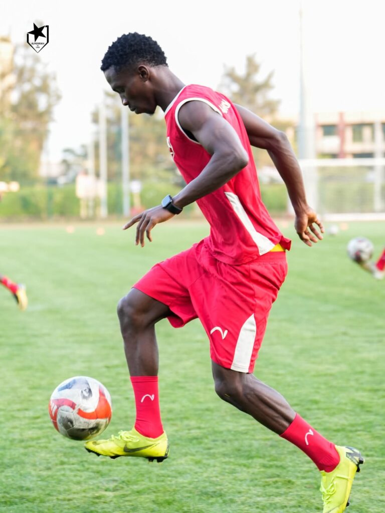 المريخ يتحدى البوليس في قمة الخميس 3 IMG 20260107 WA0075