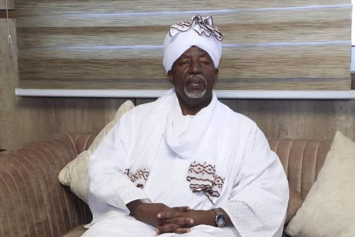 في ظل مبادرة الفريق البرهان: جعفر وبرقو يشرعان في المصالحة الرياضية