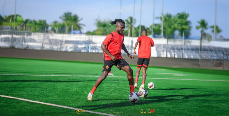 دياوا لـ«الصّفوة»: حملت ألوان المريخ بفخر والأحمر والأصفر في قلبي