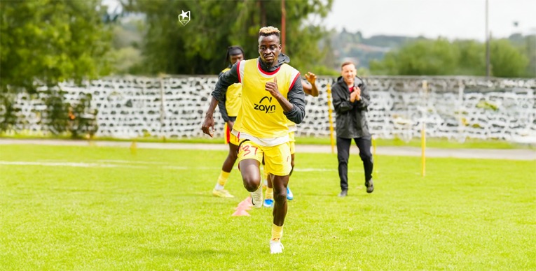 المريخ يجري التدريب الرئيسي… وداركونوفيتش يراقب الهلال 1 IMG 20260215 WA0125